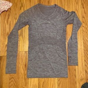 Purple lulu lemon scooba long sleeve